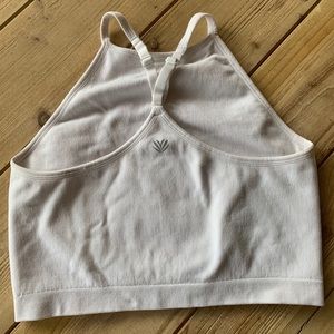 Forever 21 Tops - Active Crop Top Forever 21 Tops - Active Crop Top
